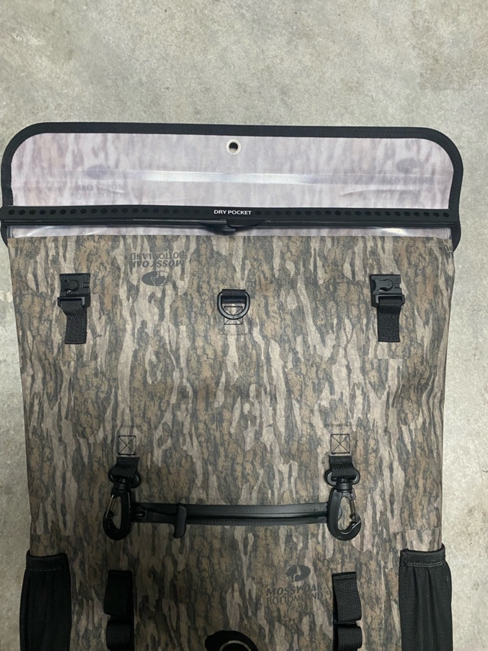 Camo Waterproof Floating Backpack Dry Bag - Picture 4 of 6